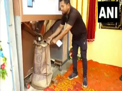 Odisha Introduces India's First Round-the-Clock Grain Dispensing Machine: Annapurti Grain ATM