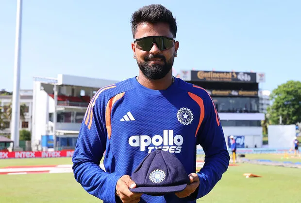 Saransh Jain Makes Test Debut for India Against Sri Lanka