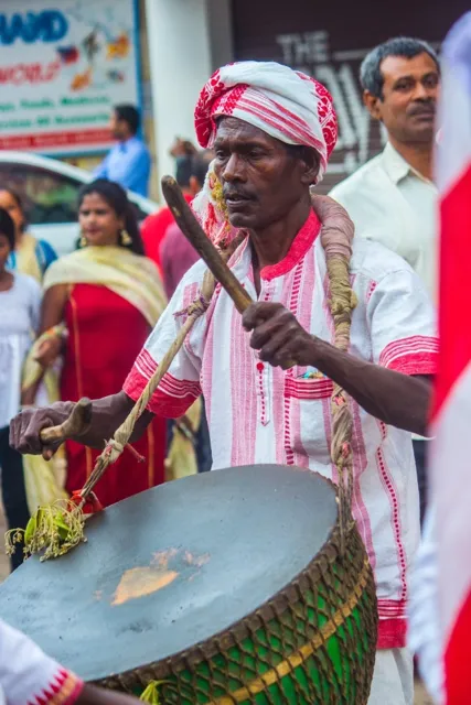 सरहुल उत्सव: आदिवासी संस्कृति और पर्यावरण सामंजस्य