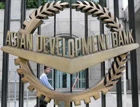 Moody's Revises India's GDP Growth Forecast to 7% for FY24