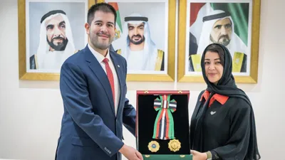 UAE President Awards First-Class Medal of Independence to Paraguayan Ambassador