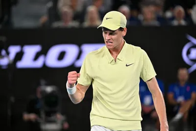 Jannik Sinner Defends Australian Open Title with Dominant Victory Over Alexander Zverev