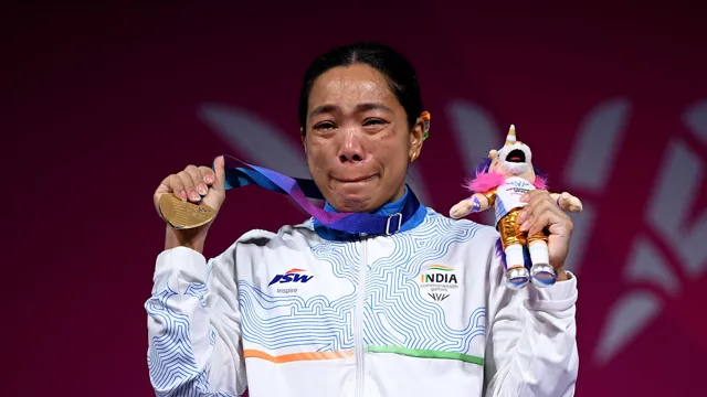 मीराबाई चानू ने राष्ट्रमंडल खेल 2026 में महिला 48 किग्रा भारोत्तोलन स्पर्धा में स्वर्ण पदक जीता।