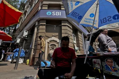 Impact of RBI Rate Cut on Indian Banks' Net Interest Margins in FY25-26
