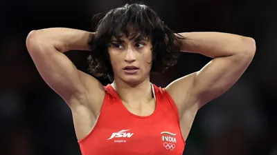 Vinesh Phogat Disqualified from Paris Olympics 2024 Due to Weight Issue