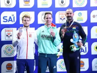 Akhil Sheoran Wins Bronze at ISSF World Cup Final 2023