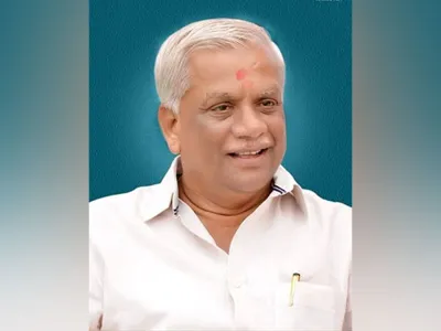 Veteran Congress Leader Vasantrao Chavan Passes Away