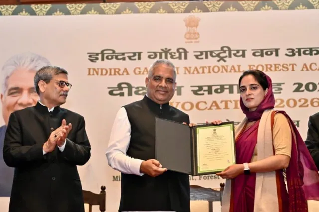 First Kashmiri Woman in IFS Wins Five Awards at IGNFA Convocation