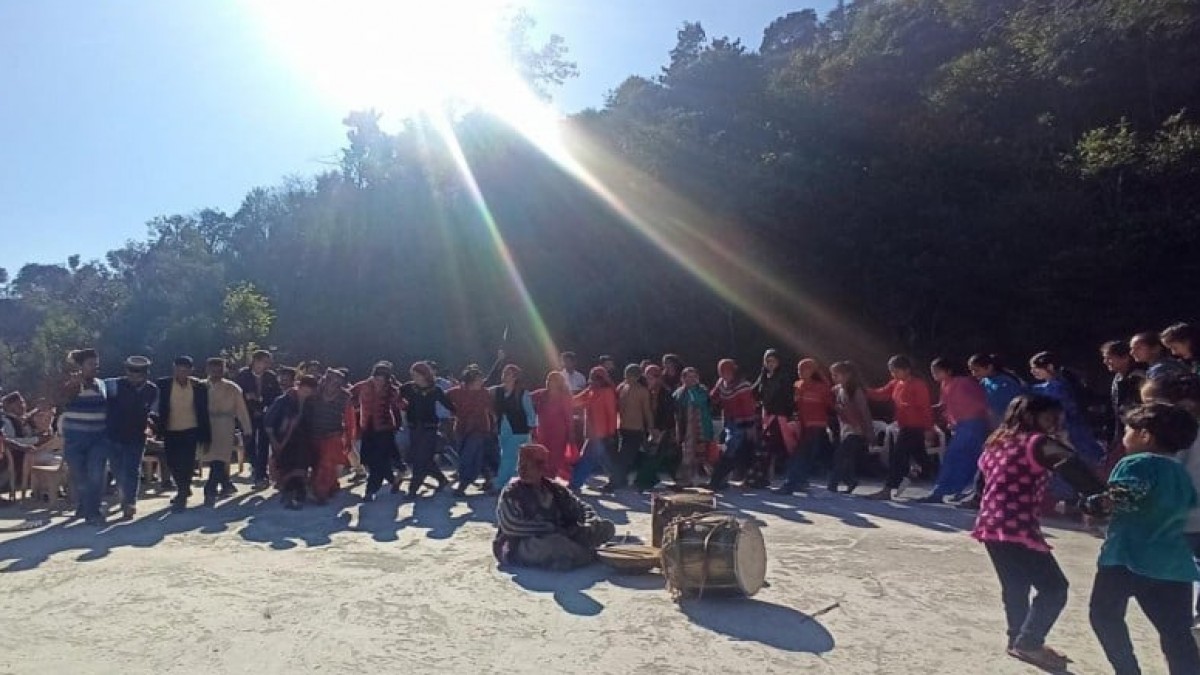 Himachal Pradesh HC stays inclusion of Hattees on ST list