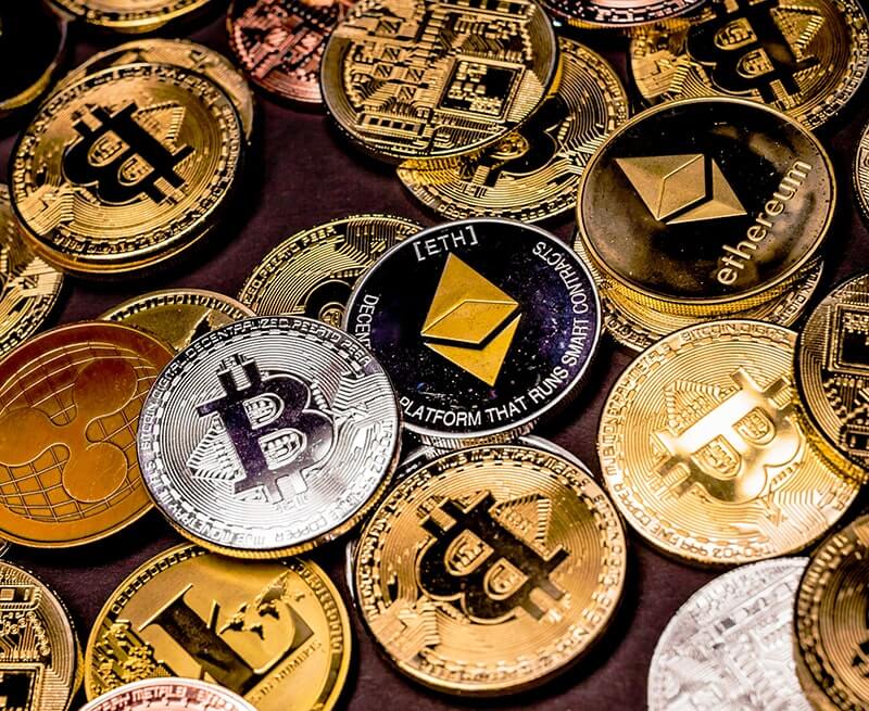 What are FSB’s concerns about crypto asset intermediaries?