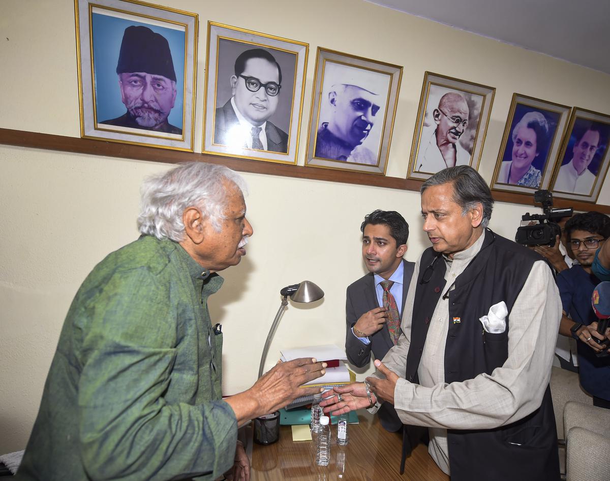 Election Commission insists on inner-party elections
