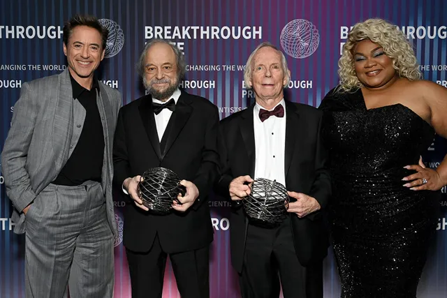 2025 Breakthrough Prizes Honor Scientific Innovations