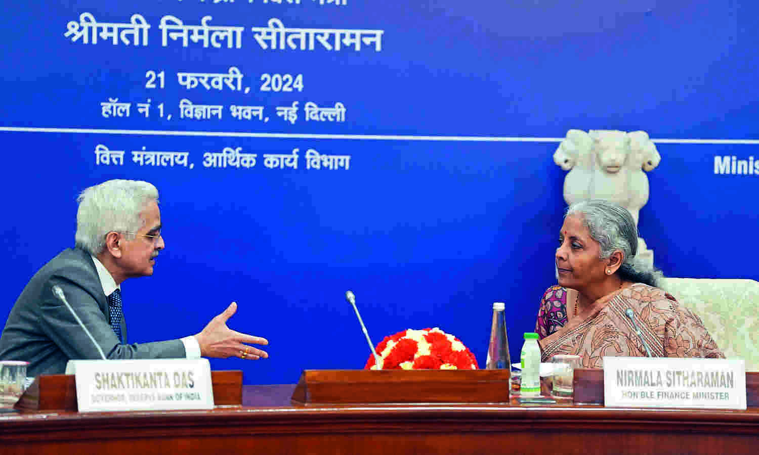 FM asks financial sector regulators to take more steps to curb unauthorised lending via apps