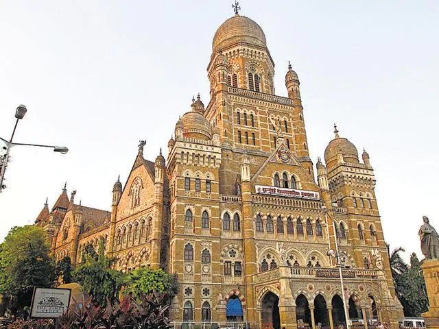 भारत में नगर निगम धन की कमी से त्रस्त