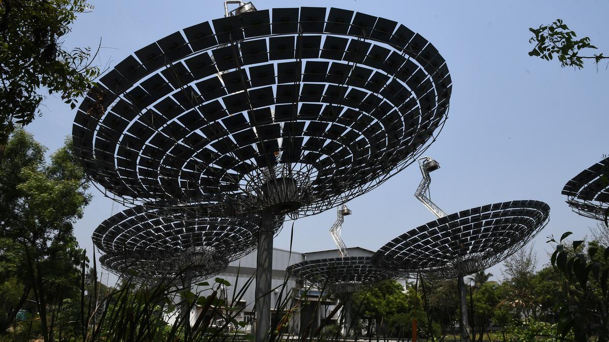 The problem of equity in IPCC reports